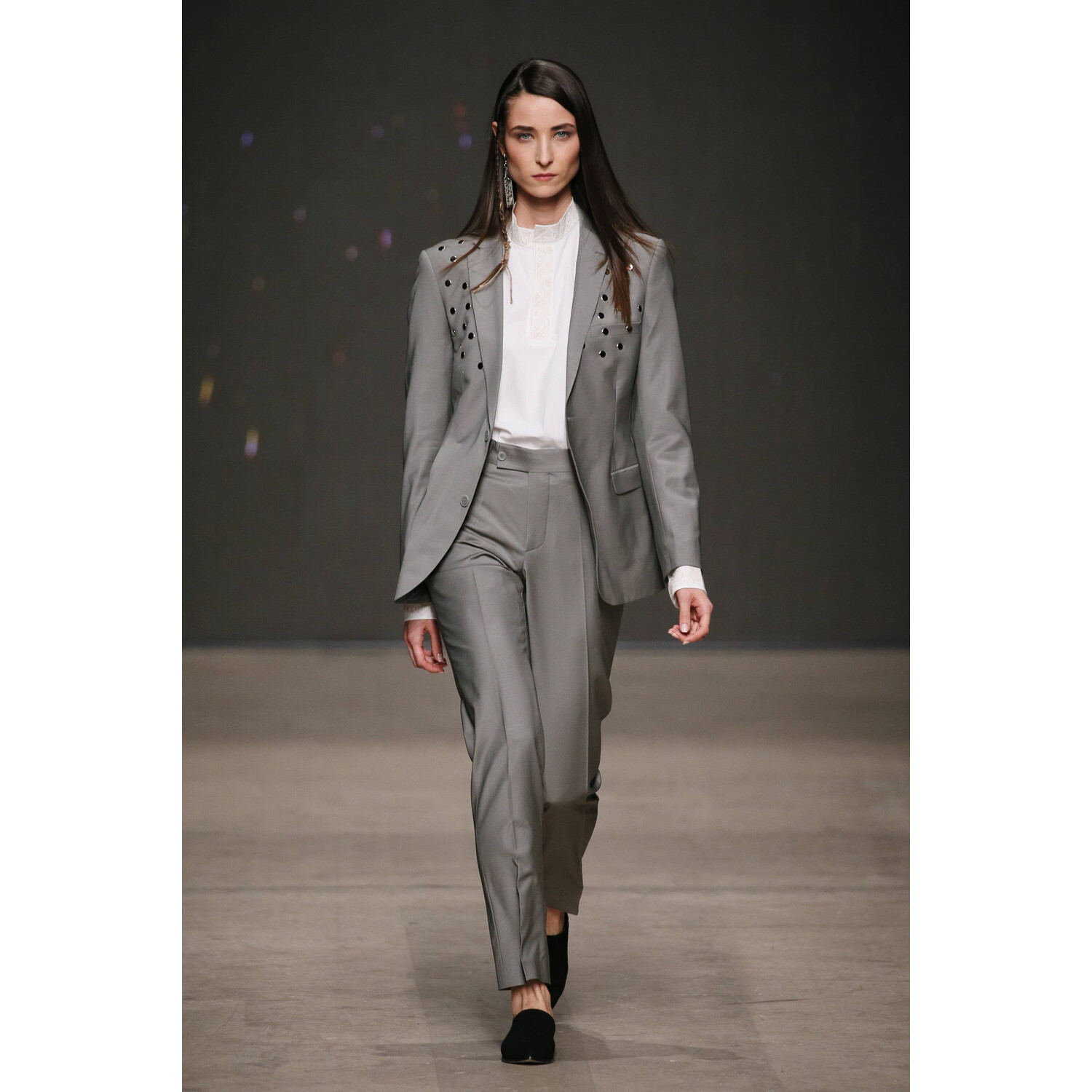 Фото 21DOT12 | The Twenty One Twelve Fall 2019 Ready-to-Wear / 21DOT12 | The Twenty One Twelve осень-зима 2019 / Неделя моды: Москва